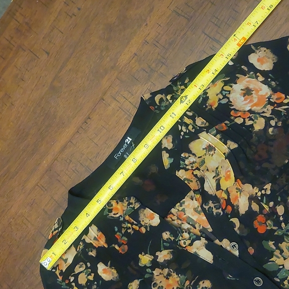 Forever 21 Sheer Floral Button-down Long-sleeved Top - Picture 12 of 13